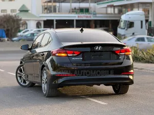 Hyundai Avante 2017 Autre