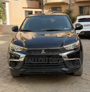 Mitsubishi RVR 2018 Noir