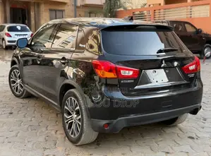 Mitsubishi RVR 2018 Noir