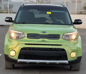 Kia Âme Base Hatchback 2017 Vert