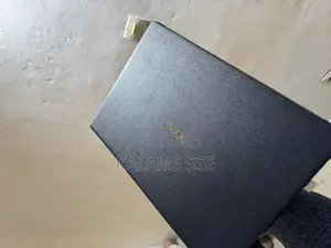 Nouveau Ordinateur portable Acer Swift 5 8GB Intel Core i7 SSD 256GB