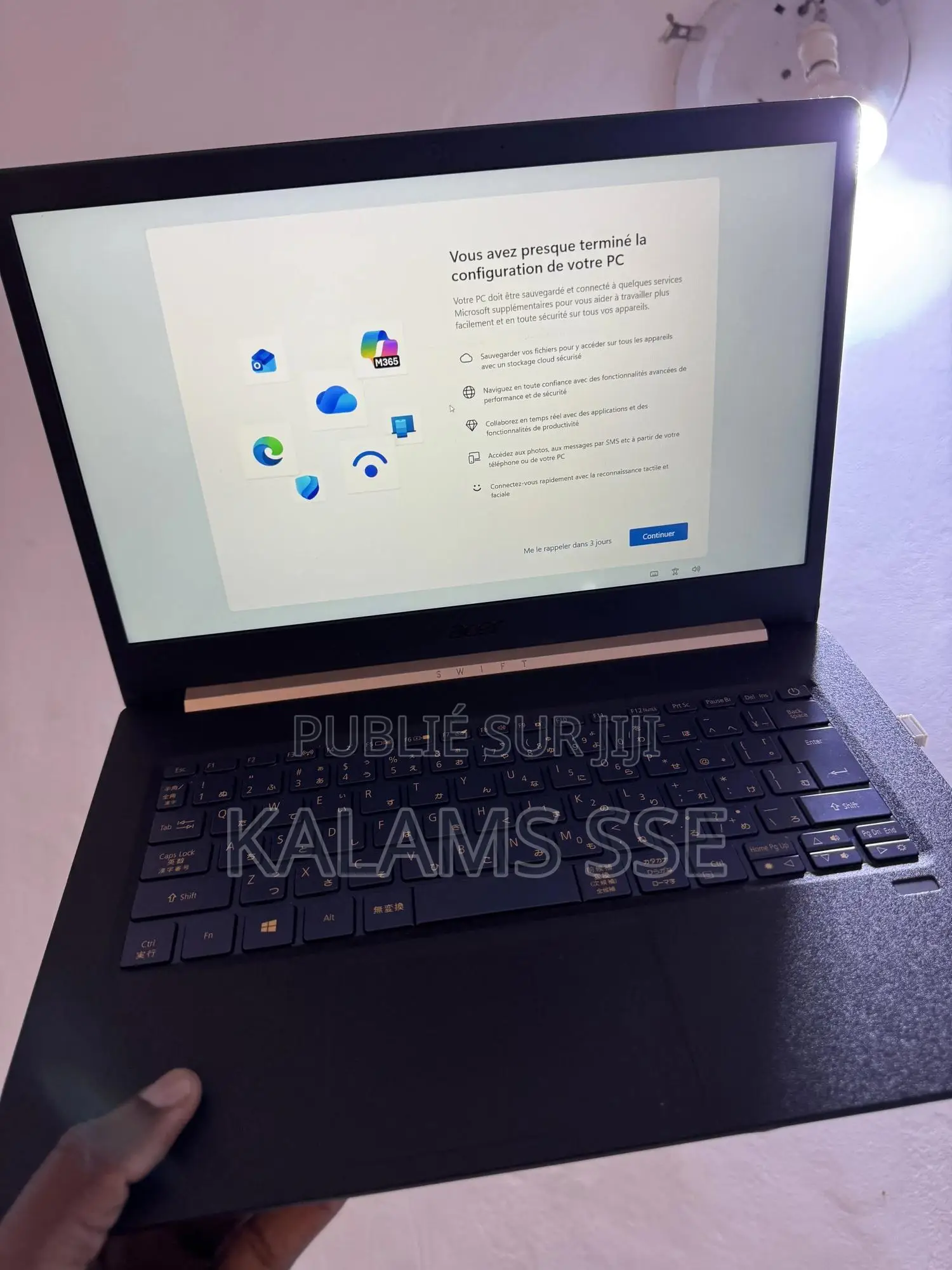 Nouveau Ordinateur portable Acer Swift 5 8GB Intel Core i7 SSD 256GB