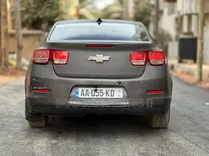 Chevrolet Malibu 2015 Gris