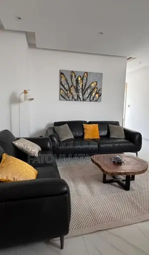 Furnished 2chbre Appartement dans Almadies à Louer