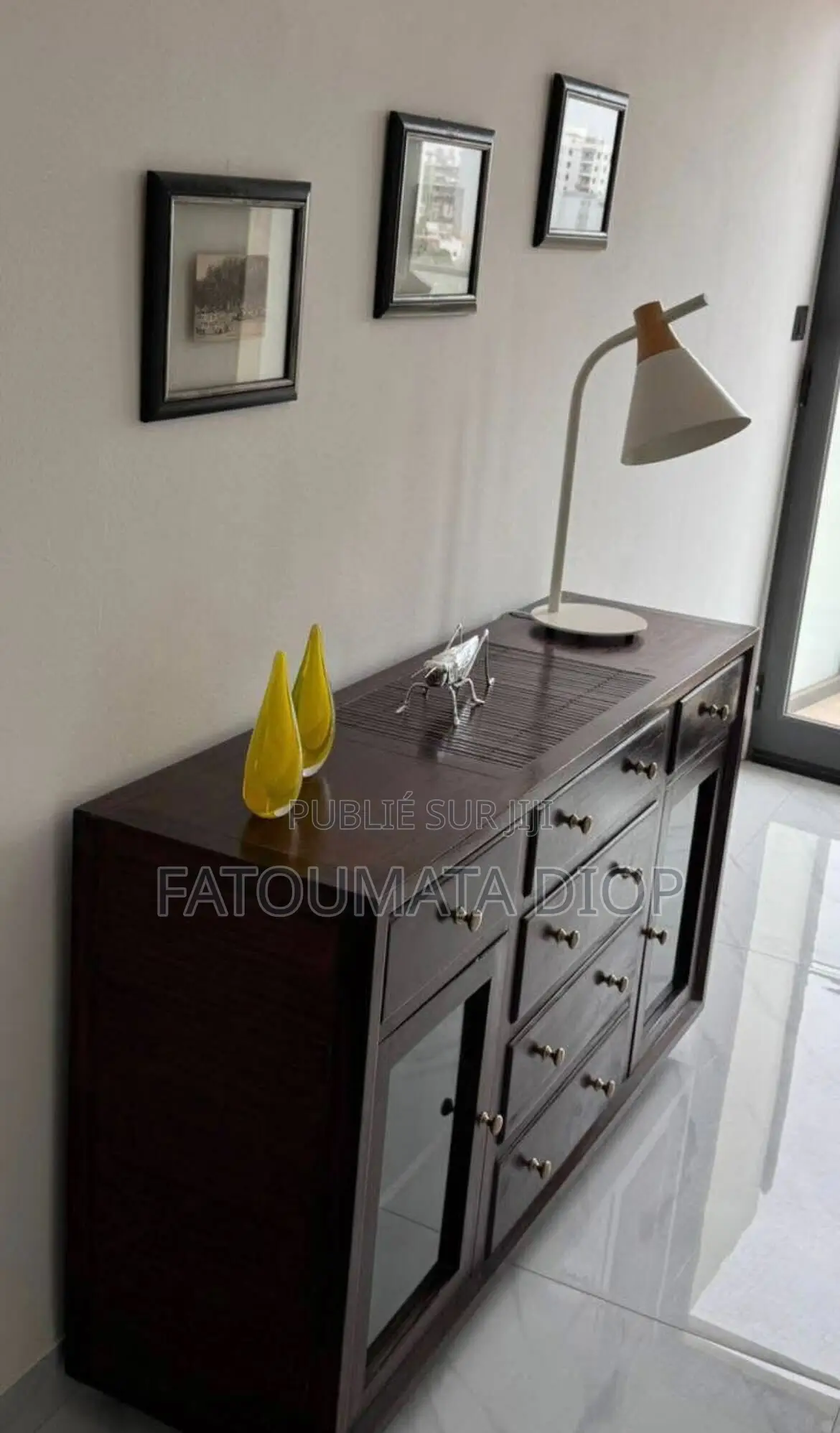 Furnished 2chbre Appartement dans Almadies à Louer