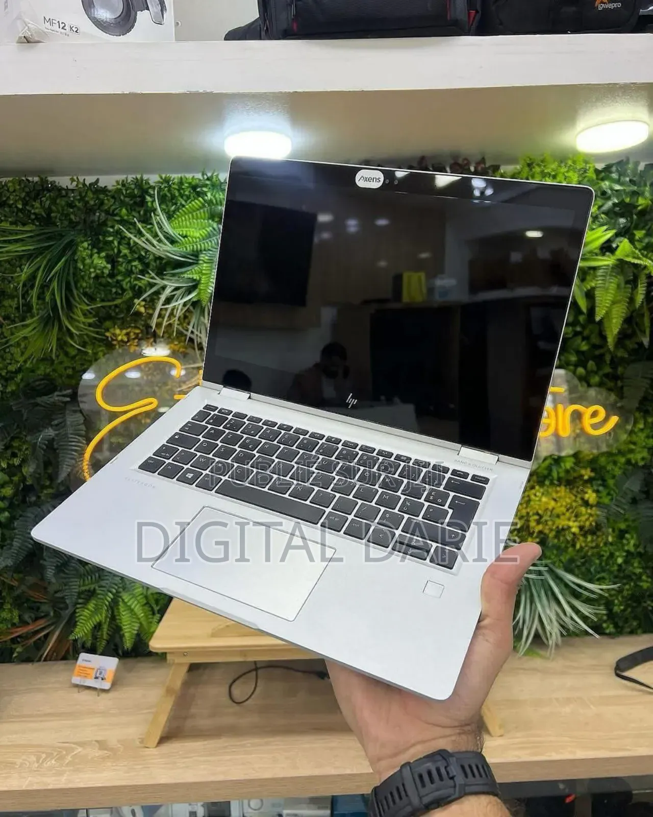 Nouveau HP EliteBook x360 1030 G2 8GB Intel Core i5 SSD 256GB