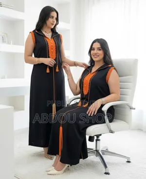 Robe Marocaine Capuchon Courte Manches Disponible