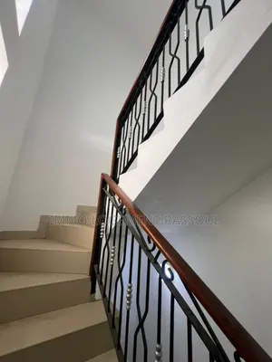 5chbre Villa dans , Mermoz Sacré-Cœur à Louer