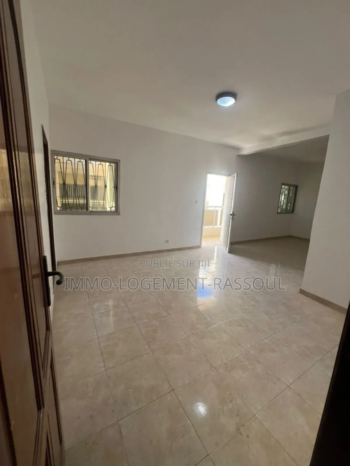 5chbre Villa dans , Mermoz Sacré-Cœur à Louer