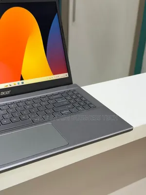 Nouveau Acer Aspire A515 51 8GB Intel Core i5 SSD 512GB