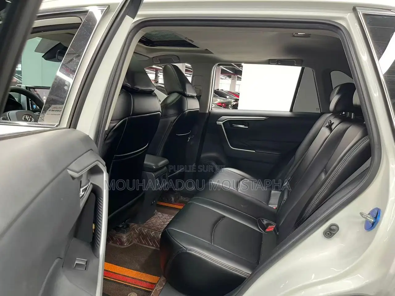 Toyota RAV4 XLE Premium 2021 Blanc