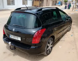 Peugeot 308 2014 Noir Mat