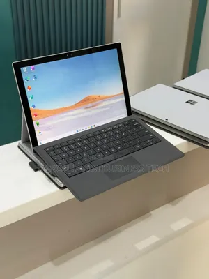 Nouveau Microsoft Surface Laptop 4 8GB Intel Core i5 SSD 256GB