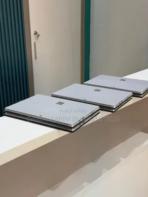 Nouveau Microsoft Surface Laptop 4 8GB Intel Core i5 SSD 128GB