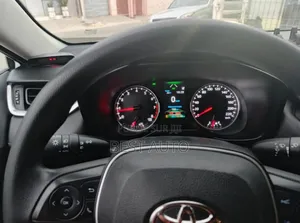 Toyota RAV4 2021 Blanc