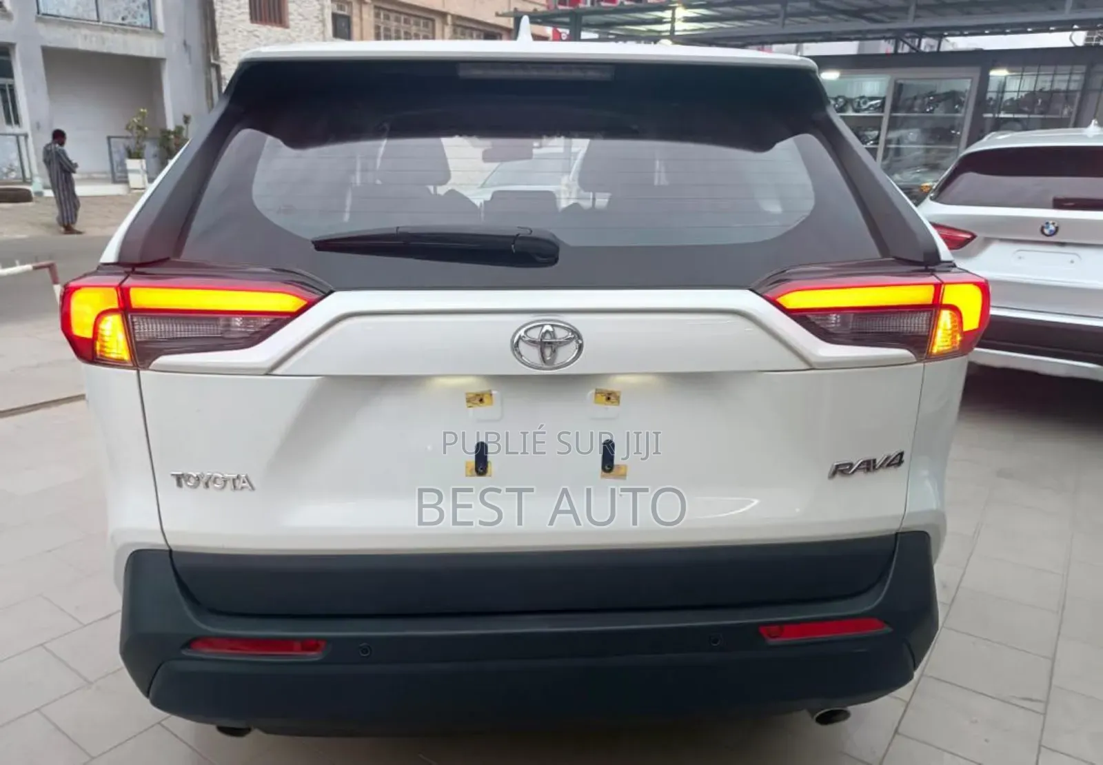 Toyota RAV4 2021 Blanc