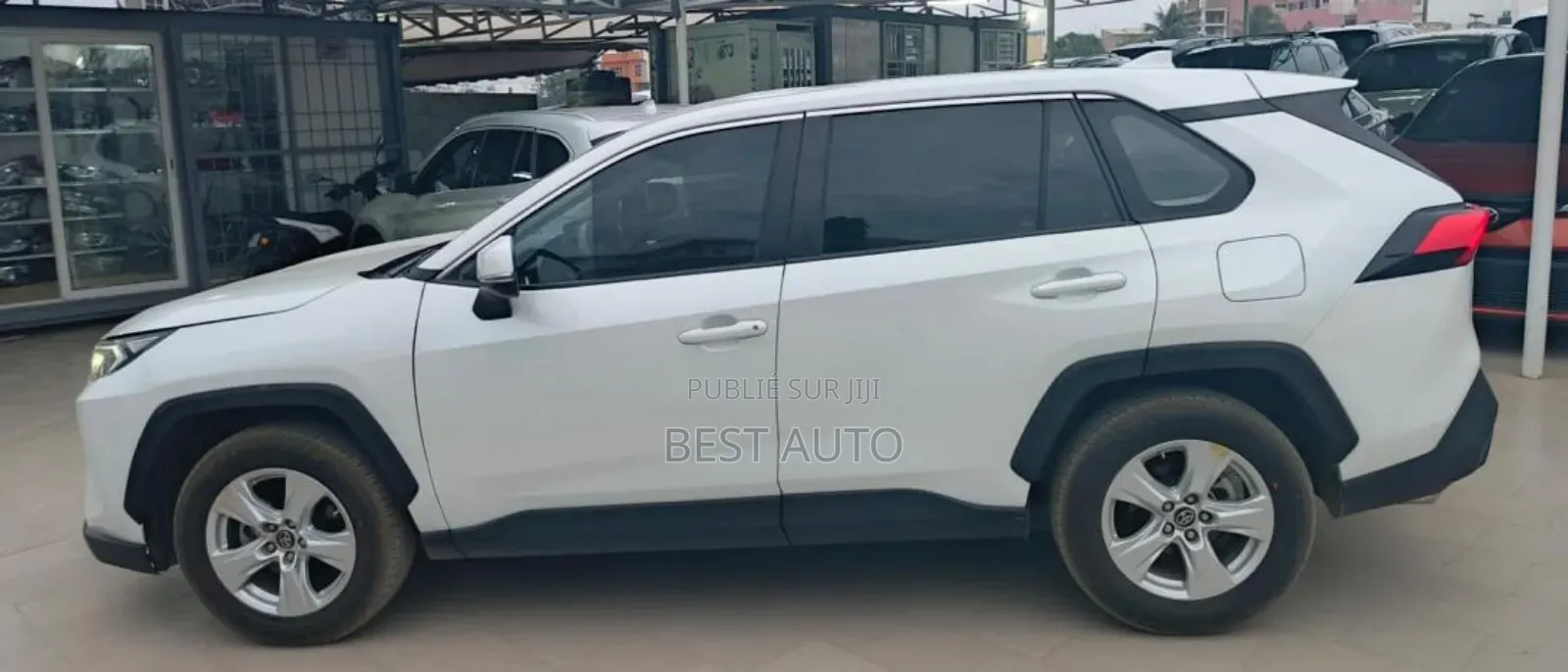 Toyota RAV4 2021 Blanc