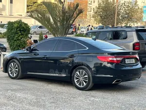 Hyundai Grandeur 2015 Noir