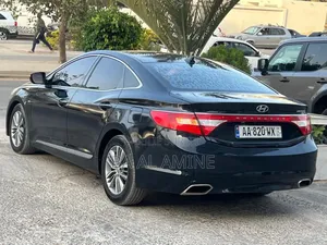 Hyundai Grandeur 2015 Noir