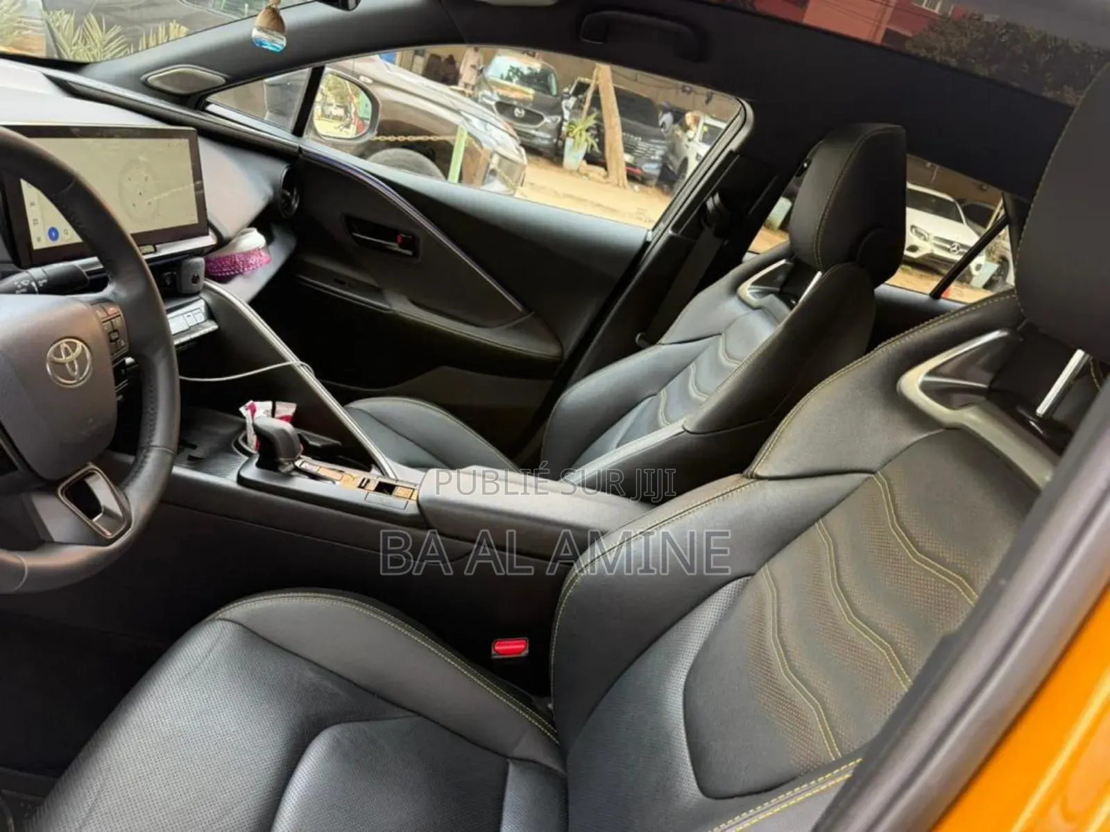 Toyota C-HR 2025 Orange