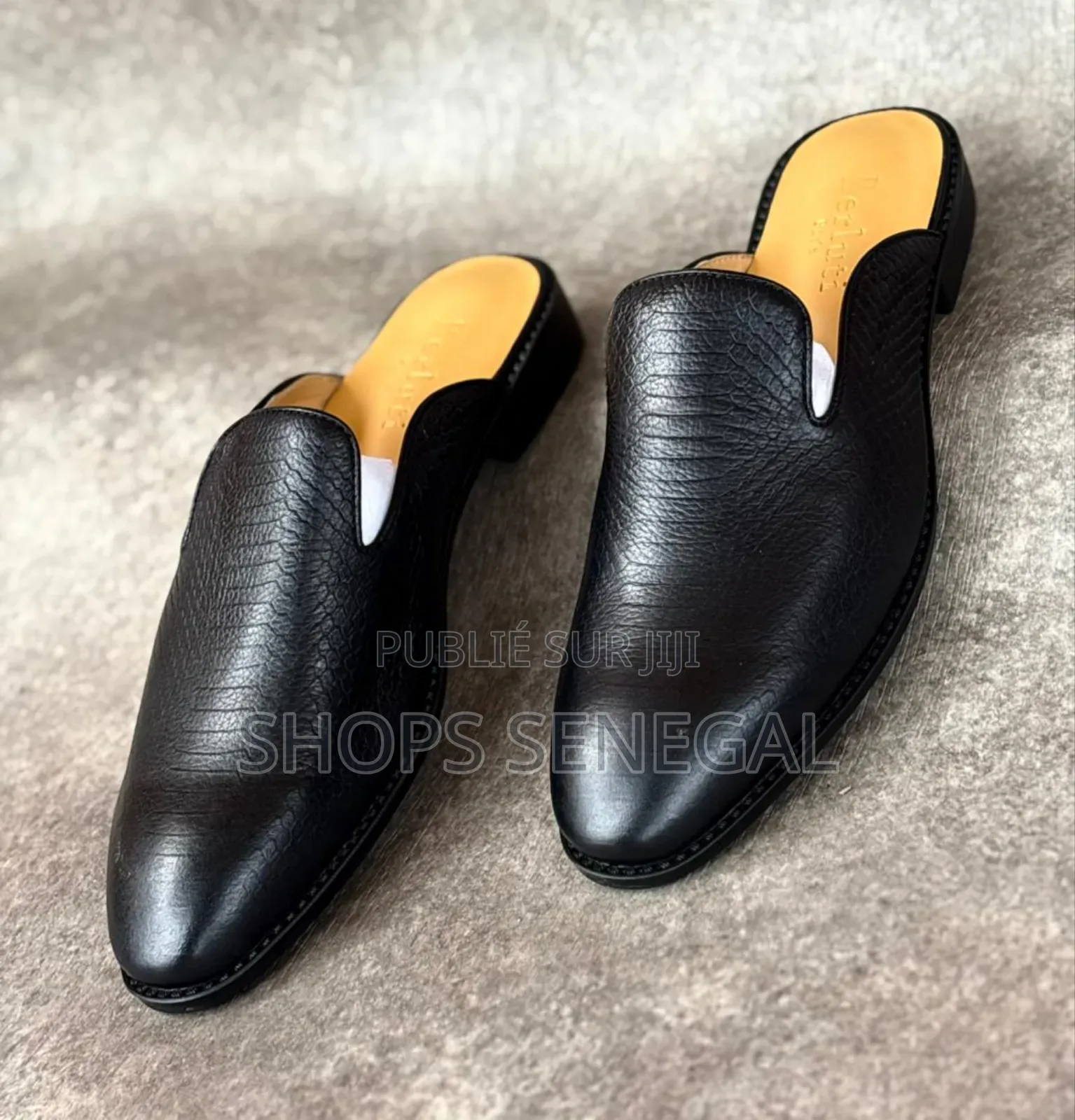 Mule Marocaine en Cuir Noir