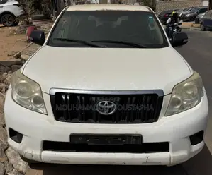 Toyota Land Cruiser Prado 2010 Blanc