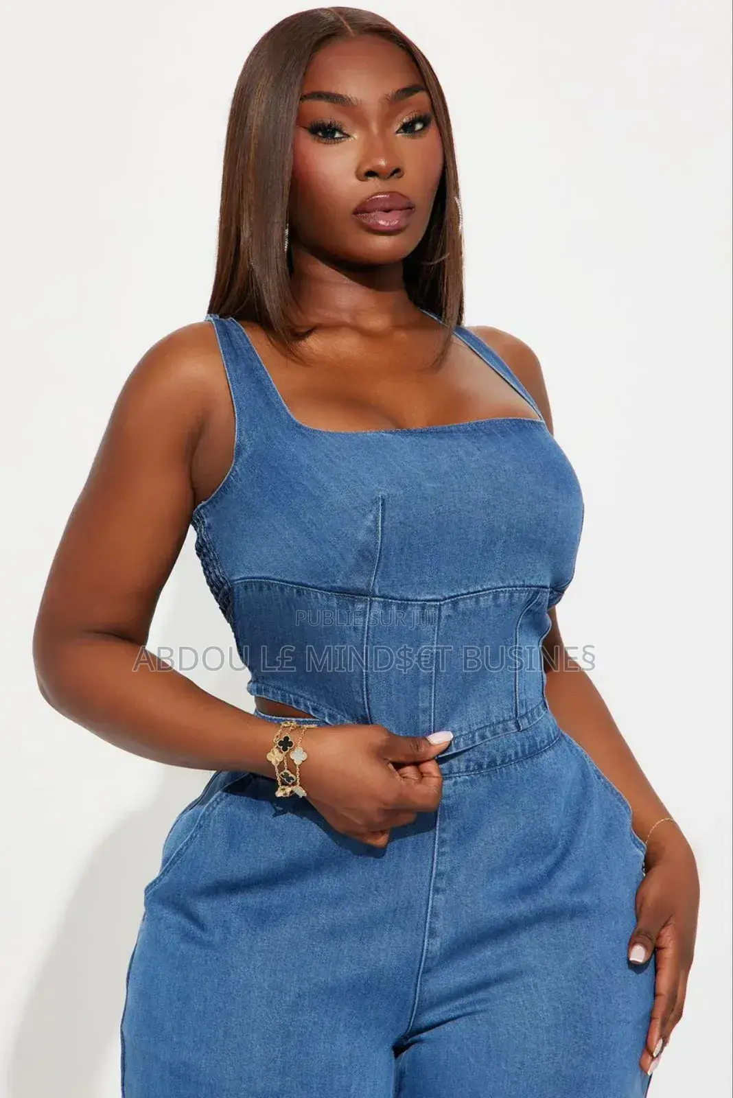 Body Jean Bas Large Disponible