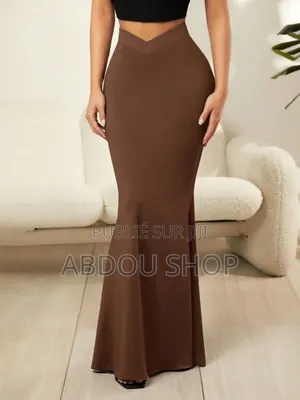 Jupe Longue Disponible