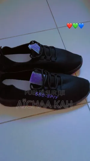 Des Chaussure De Bonne Qualité Pour Fille Et Garçon