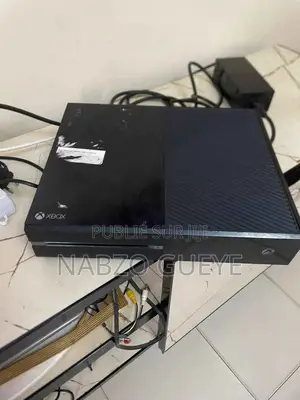 Xbox One Avec 19 Jeux