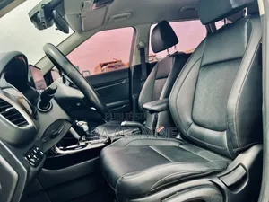 Kia Seltos 1.6 CRDi 4WD 2020 Gris