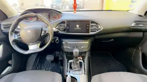 Peugeot 308 2017 Bleu