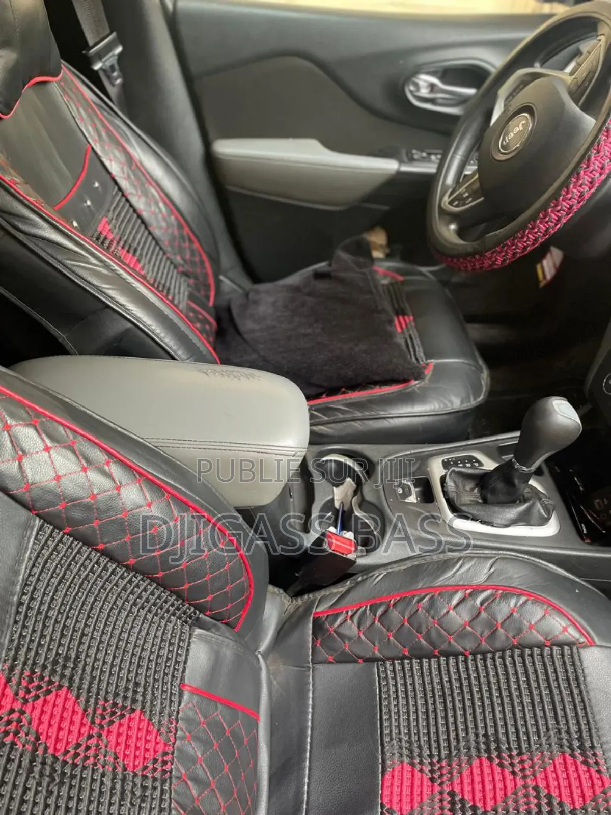 Jeep Cherokee 2014 Noir Mat