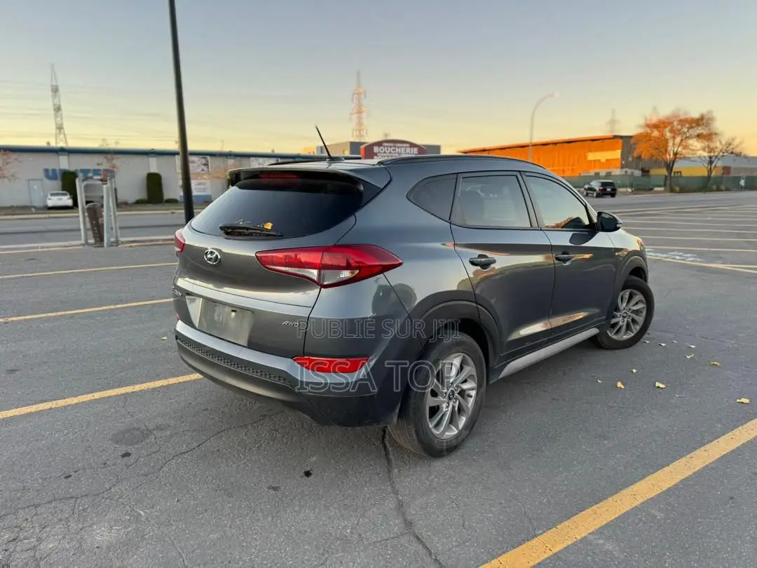 Hyundai Tucson 2017 Gris