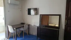 Meublé 1chbre Studio dans Dakar Plateau à Louer