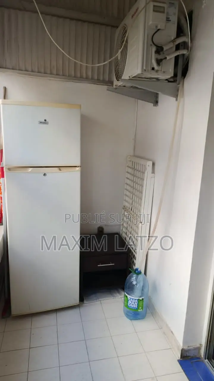 Meublé 1chbre Studio dans Dakar Plateau à Louer
