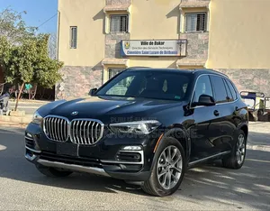 BMW X5 xDrive40i AWD 2020 Noir