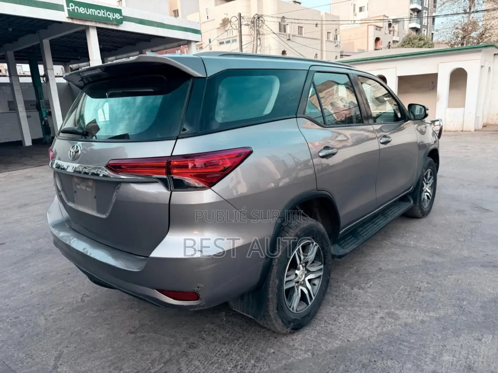 Toyota Fortuner 2018 Gris