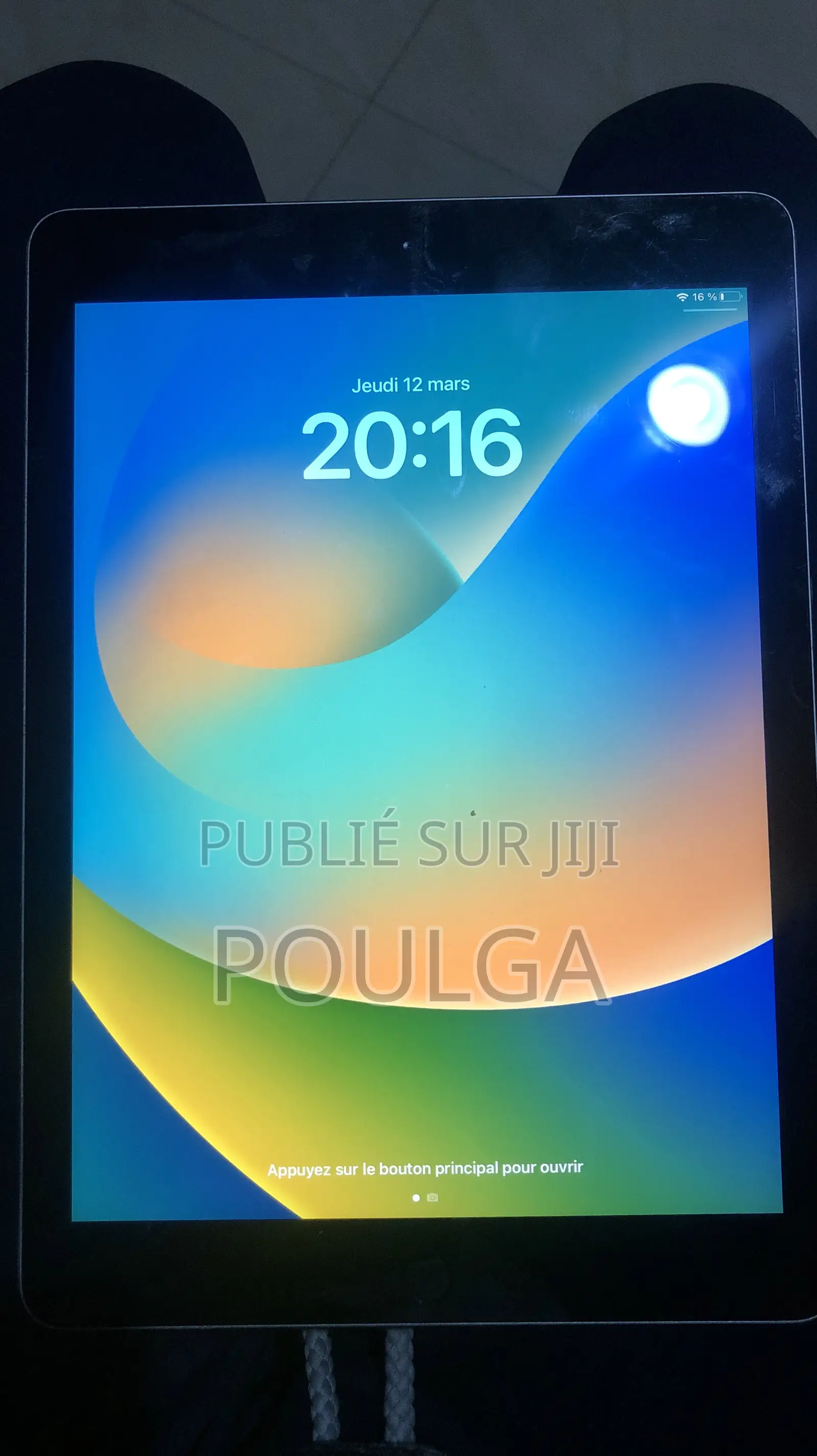 Nouveau Apple iPad 5 (2022) 32 GB Gris