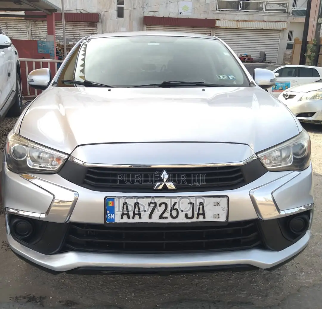 Mitsubishi RVR 2016 Gris