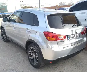 Mitsubishi RVR 2016 Gris