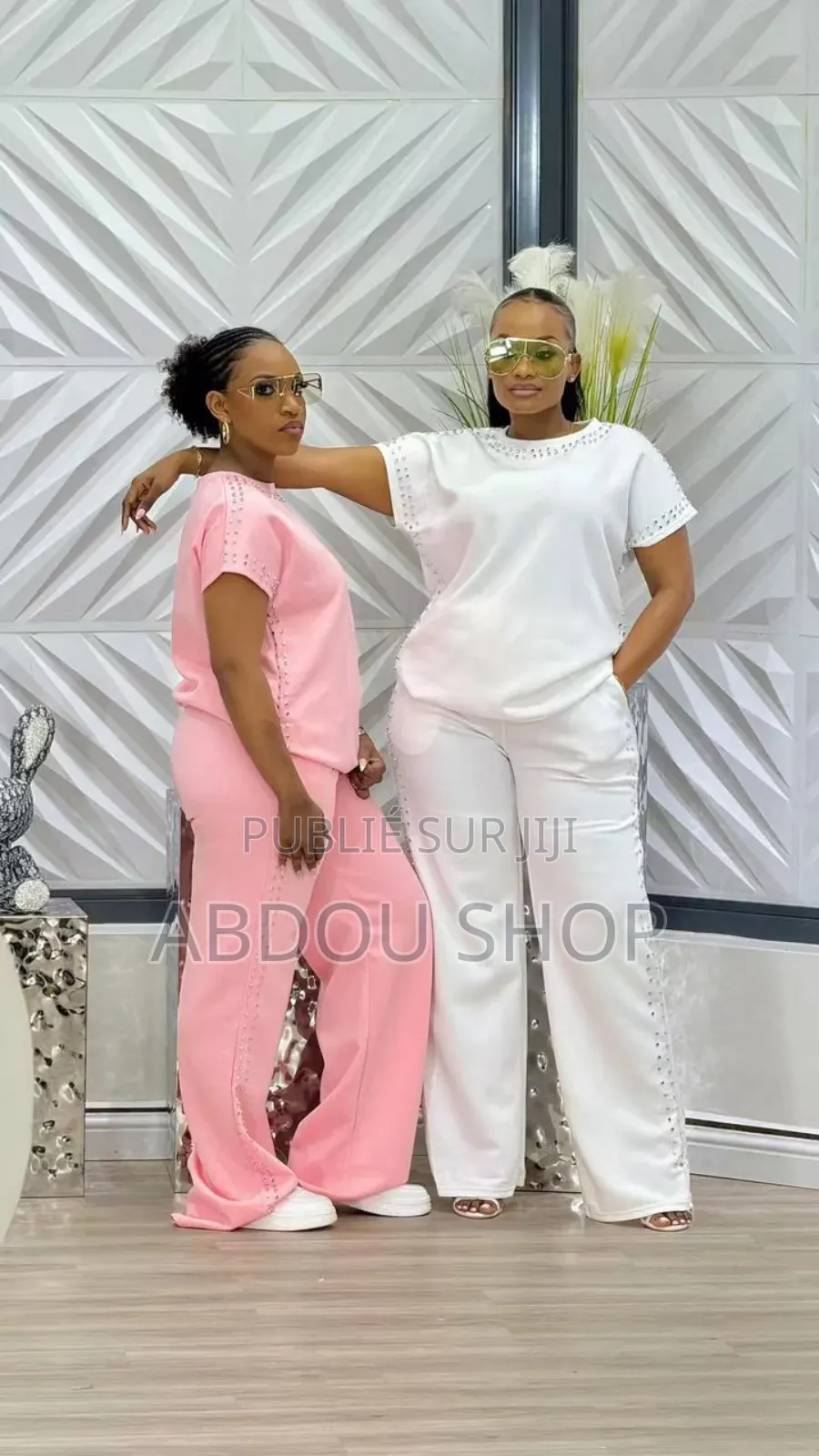 Ensemble Jogging Bas Large Avec Perlage Disponible