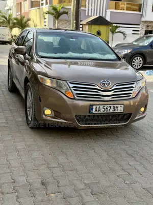 Toyota Venza AWD 2012 Beige