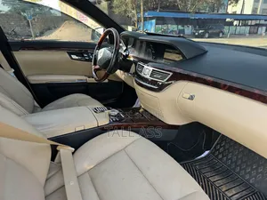 Mercedes-Benz S-Class 2012 Noir