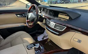 Mercedes-Benz S-Class 2012 Noir