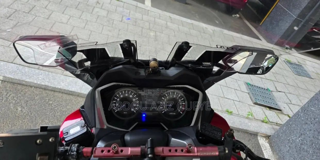 Honda Forza 2022 Rouge