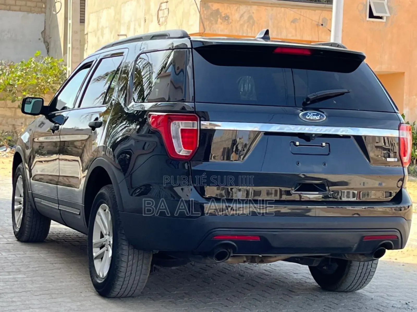 Ford Explorer Limited 4dr FWD (2.3L 4cyl 6A) 2017 Noir