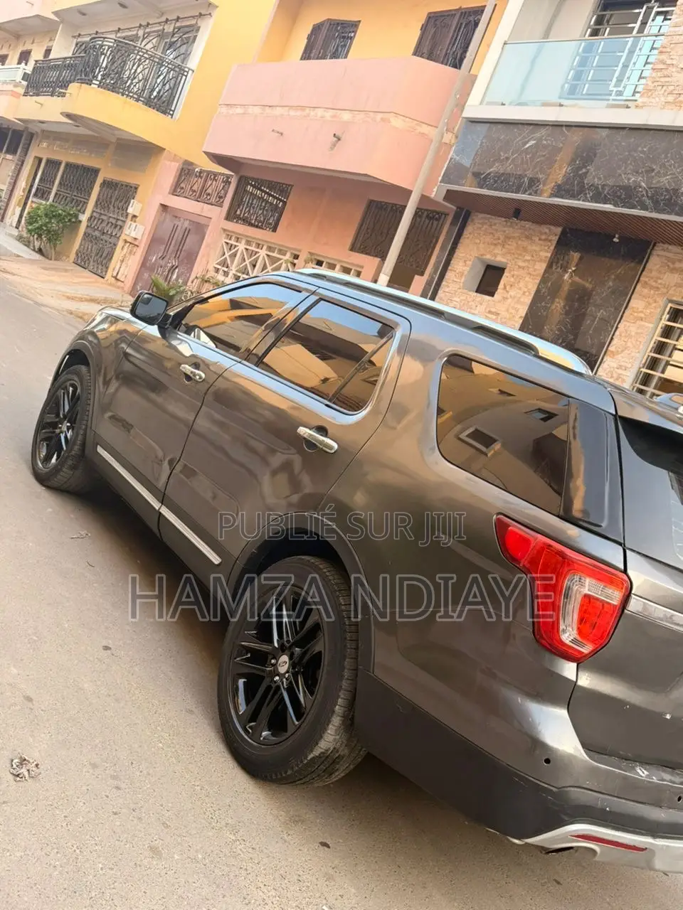 Ford Explorer 2017 Gris