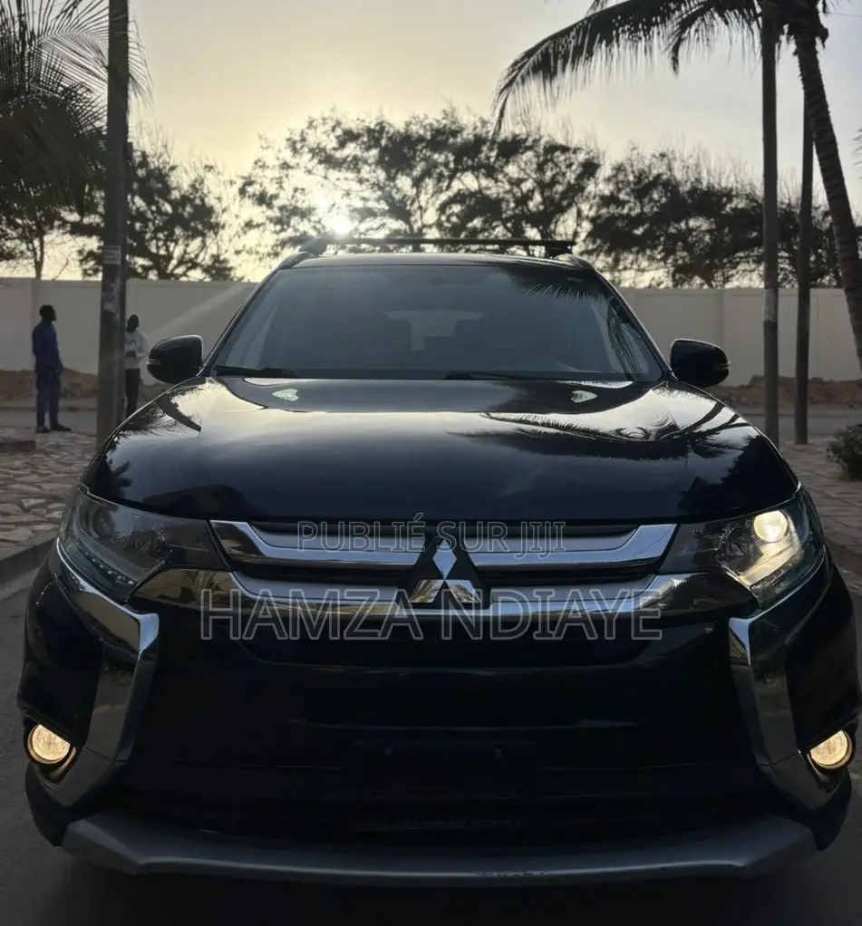Mitsubishi Outlander 2016 Bleu