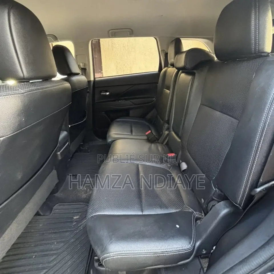 Mitsubishi Outlander 2016 Bleu